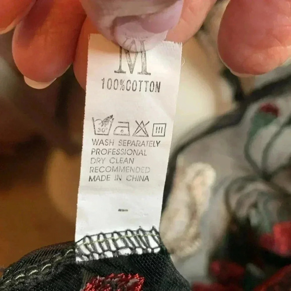 Zaful  Sheer Cropped Shirt with Embroidered Roses and Greenery 100% cotton - Picture 6 of 6